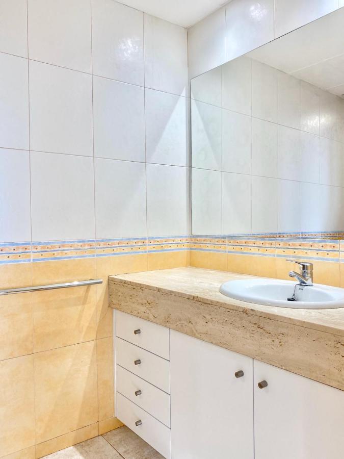 Appartement Devant La Plage Roses Exterior foto
